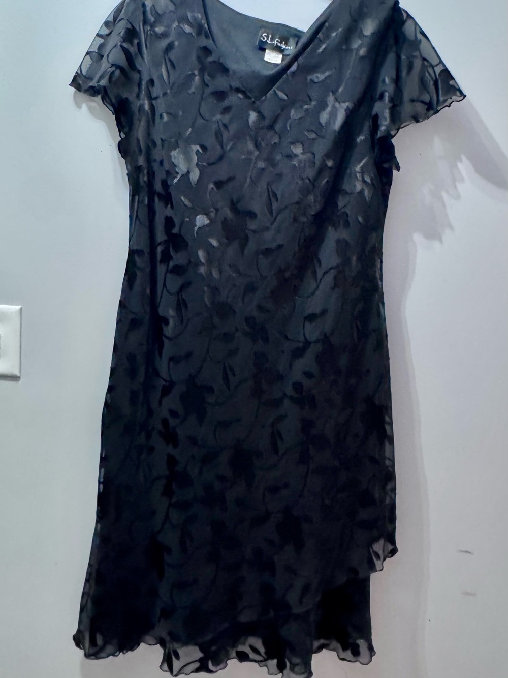 SL Fashions Black Floral Sheer Short-Sleeve Dress, Size 18